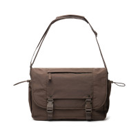 braun (± PMS 4273C)